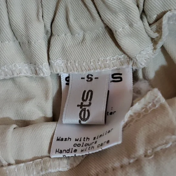 Storets Khaki shorts - Picture 4 of 5